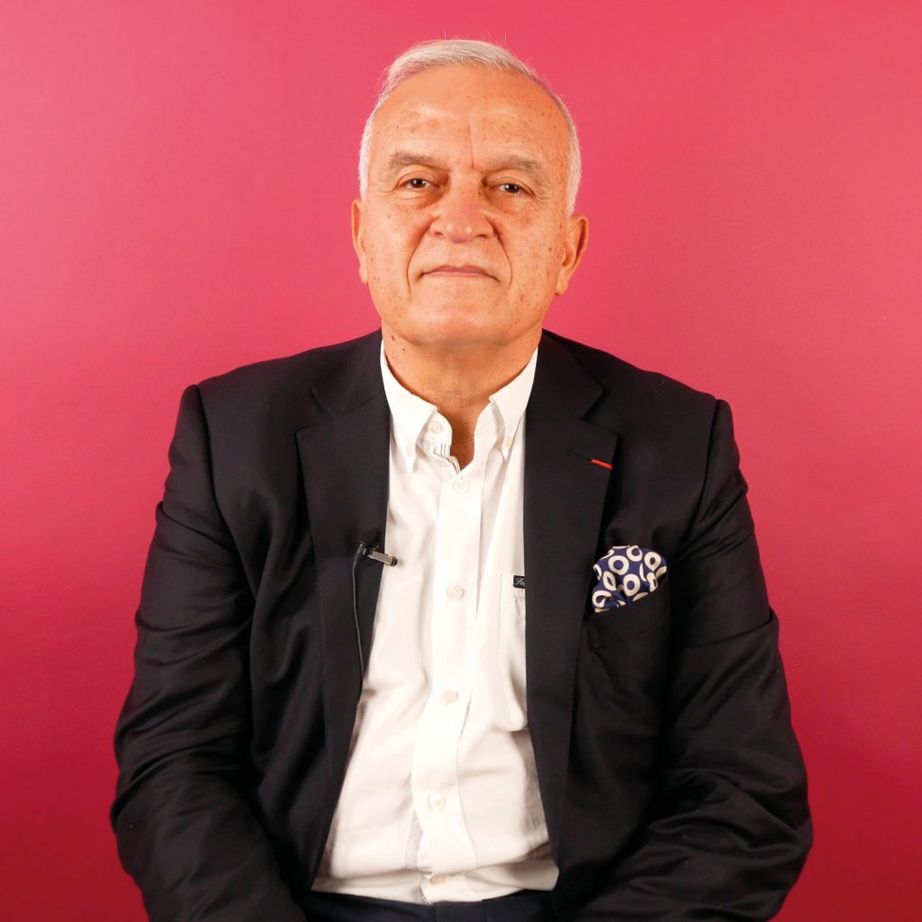 Portrait de Jean-Marc Ayoubi, Gynécologue Obstétricien, Chef du service de gynécologie obstétrique et médecine de la reproduction à l’Hôpital Foch