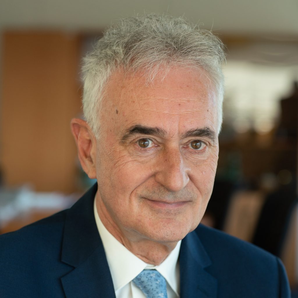 Portrait de FRÉDÉRIC MARINACCE, Directeur général délégué chargé des politiques familiales et sociales de la Caisse nationale des allocations familiales