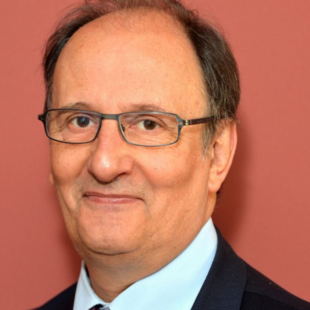 Portrait du professeur Alain Bernard, Ancien chef de pôle chirurgie cardiovasculaire et thoracique au CHU de Dijon